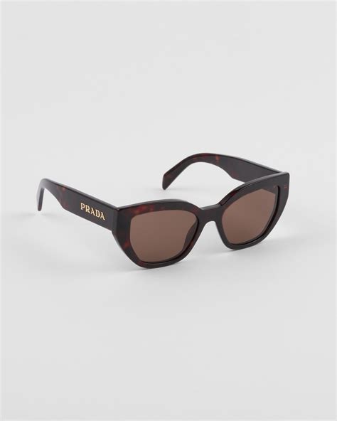 prada sunglasses polarized lenses|are all prada sunglasses polarized.